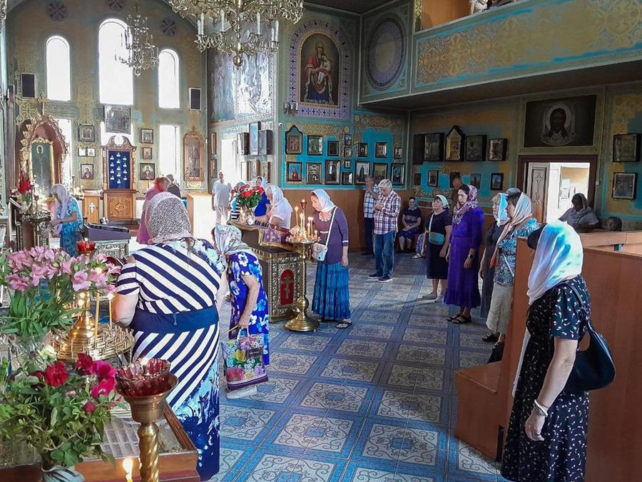 Винесення Чесних Древ Животворящого Хреста Господнього (Вечірнє богослужіння, ФОТО) | Фото 9