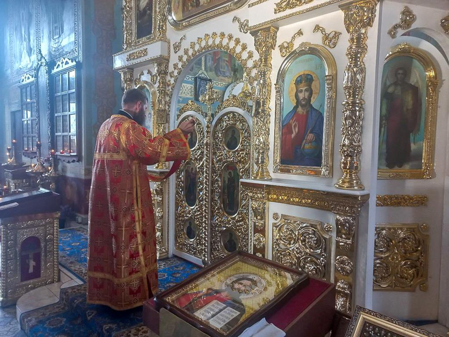 День пам'яті великомученика та цілителя Пантелеймона (Вечірнє богослужіння, ФОТО) | Фото 3