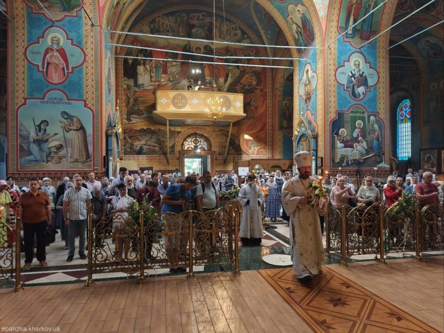Престольне свято у Свято-Усекновенському храмі міста Харкова (ФОТО) | Фото 11