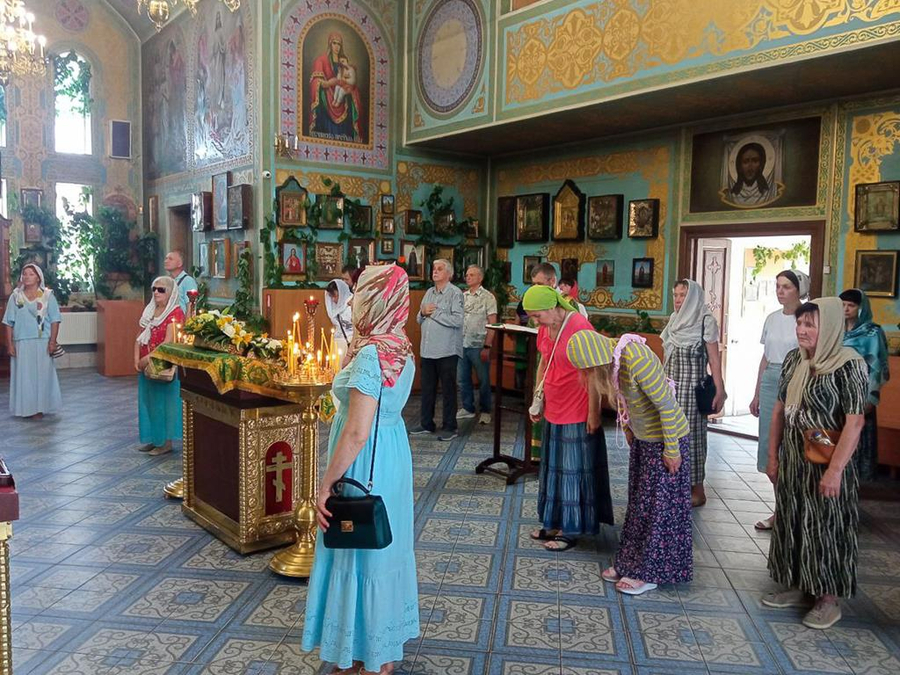 День Святої Трійці (Вечірнє богослужіння, ФОТО) | Фото 4