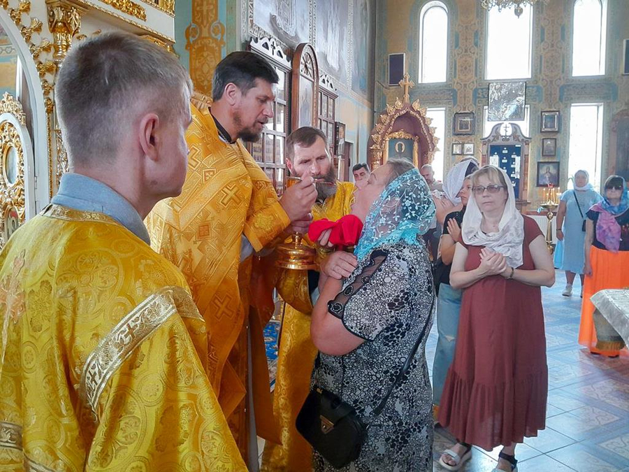 Пам'ять святих первоверховних апостолів Петра та Павла (ФОТО) | Фото 27