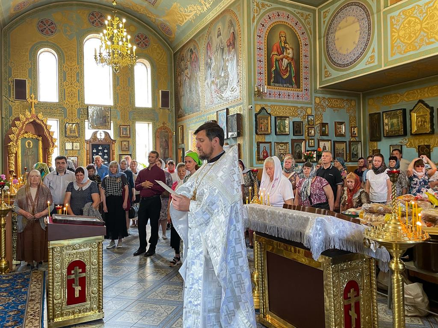 Троїцька батьківська субота (ФОТО) | Фото 26