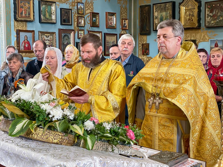 Неділя 1-а після П'ятидесятниці. Собор всіх святих (ФОТО) | Фото 40