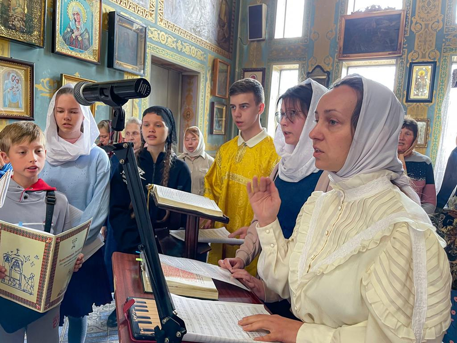 Неділя 1-а після П'ятидесятниці. Собор всіх святих (ФОТО) | Фото 37