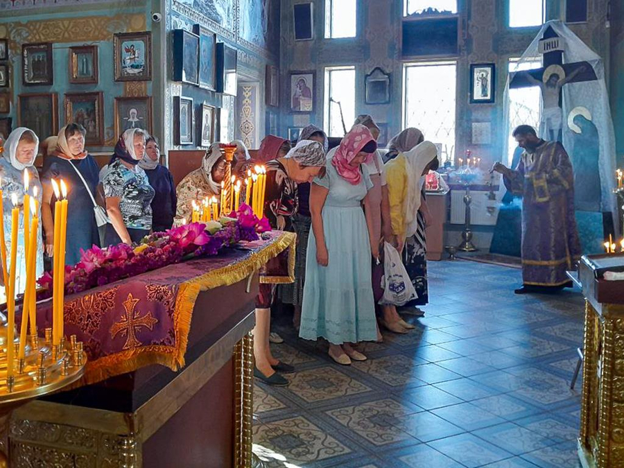 Винесення Чесних Древ Животворящого Хреста Господнього (ФОТО) | Фото 2