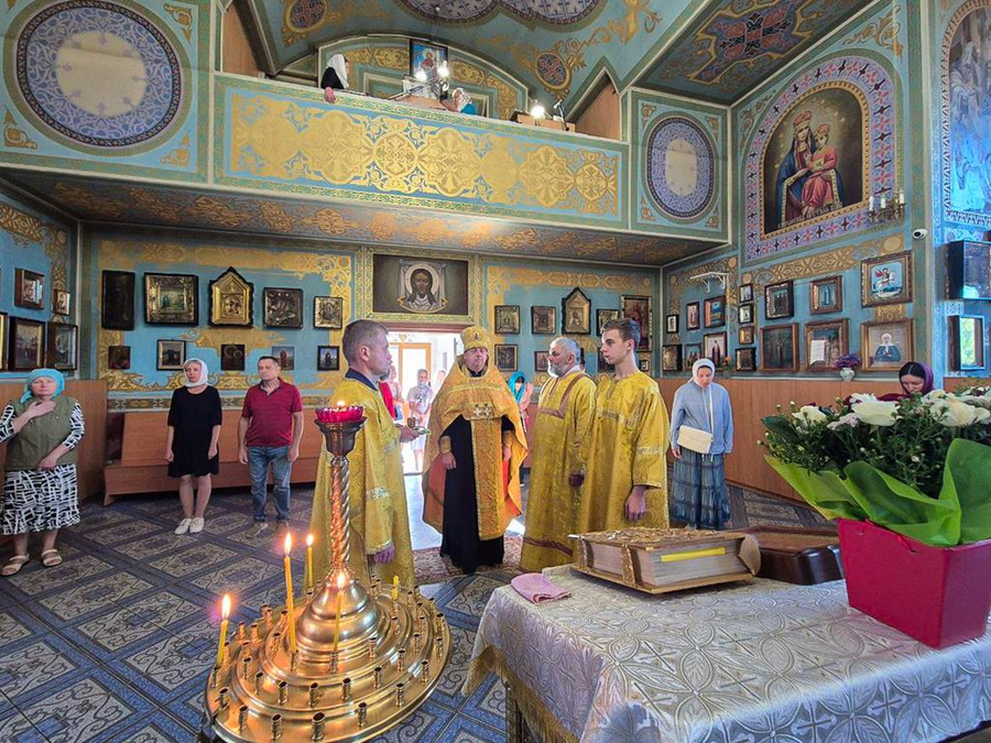 Неділя 14-а після П'ятидесятниці (Вечірнє богослужіння, ФОТО) | Фото 14