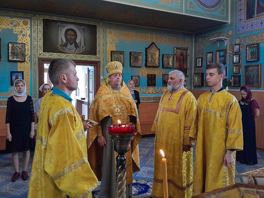 Неділя 3-а після П'ятидесятниці (Вечірнє богослужіння, ФОТО) | Фото 10