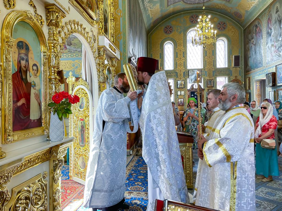 Троїцька батьківська субота (ФОТО) | Фото 6