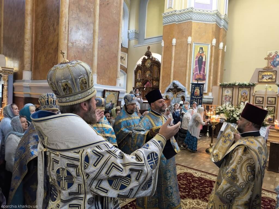 Престольне свято у Свято-Успенському соборі міста Харкова (ФОТО) | Фото 3