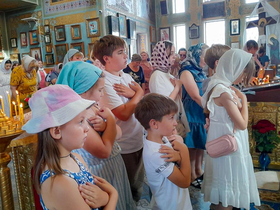 Пам'ять святих первоверховних апостолів Петра та Павла (ФОТО) | Фото 17