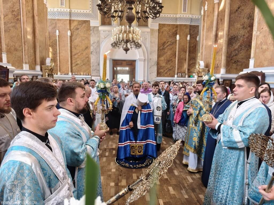 Престольне свято у Свято-Успенському соборі міста Харкова (ФОТО) | Фото 15