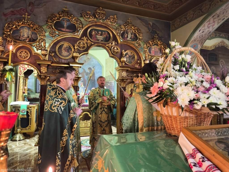 Престольне свято у храмі на честь 2000-річчя Різдва Христового (ФОТО) | Фото 11