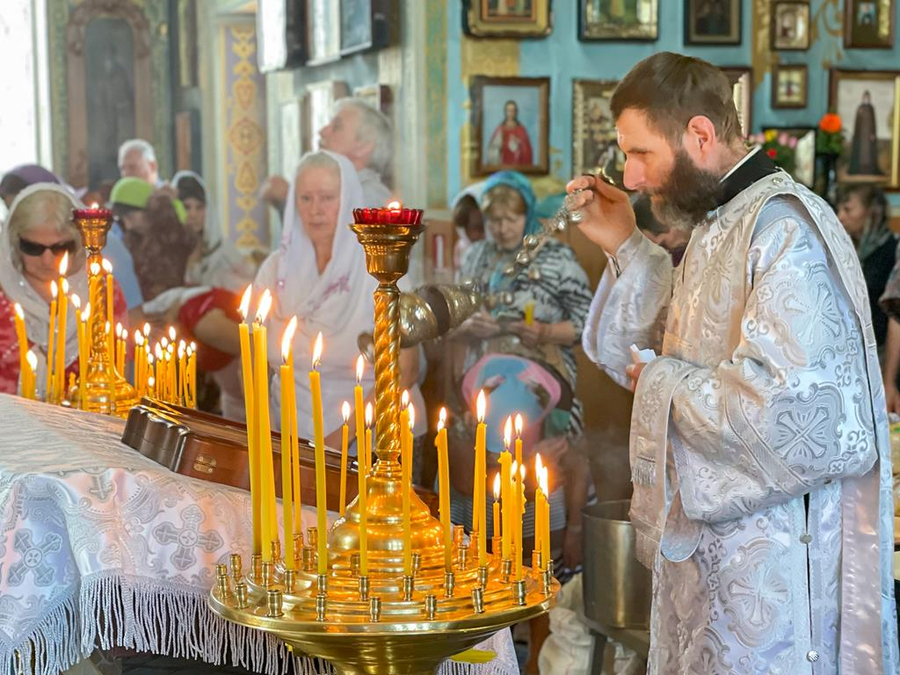 Троїцька батьківська субота (ФОТО) | Фото 3