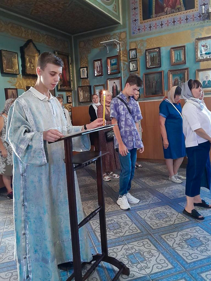 Вечірня свята Успіння Пресвятої Богородиці (ФОТО) | Фото 2