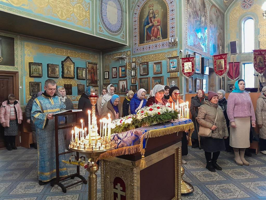 Введення у храм Пресвятої Владичиці нашої Богородиці і Приснодіви Марії (ФОТО) | Фото 7