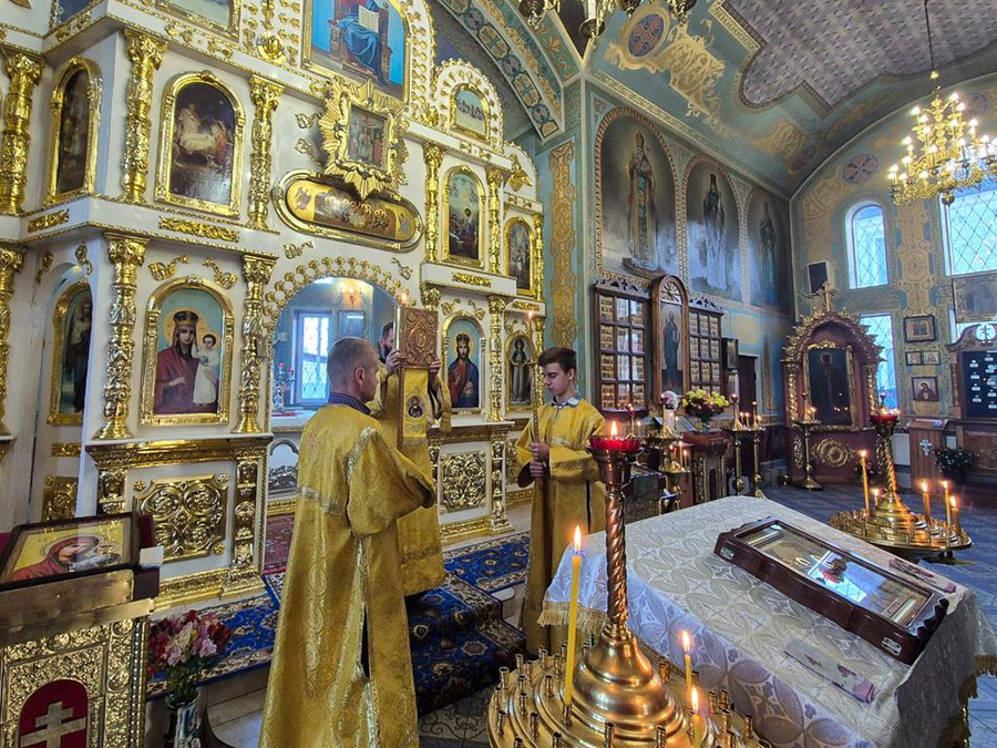 Неділя 17-а після П'ятидесятниці (Вечірнє богослужіння, ФОТО) | Фото 5