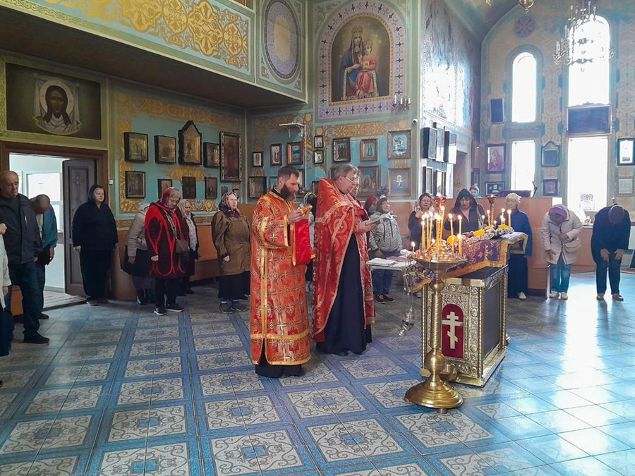 Молебень в день пам'яти святих мучениць Віри, Надії, Любові та матері їхньої Софії (ФОТО) | Фото 3