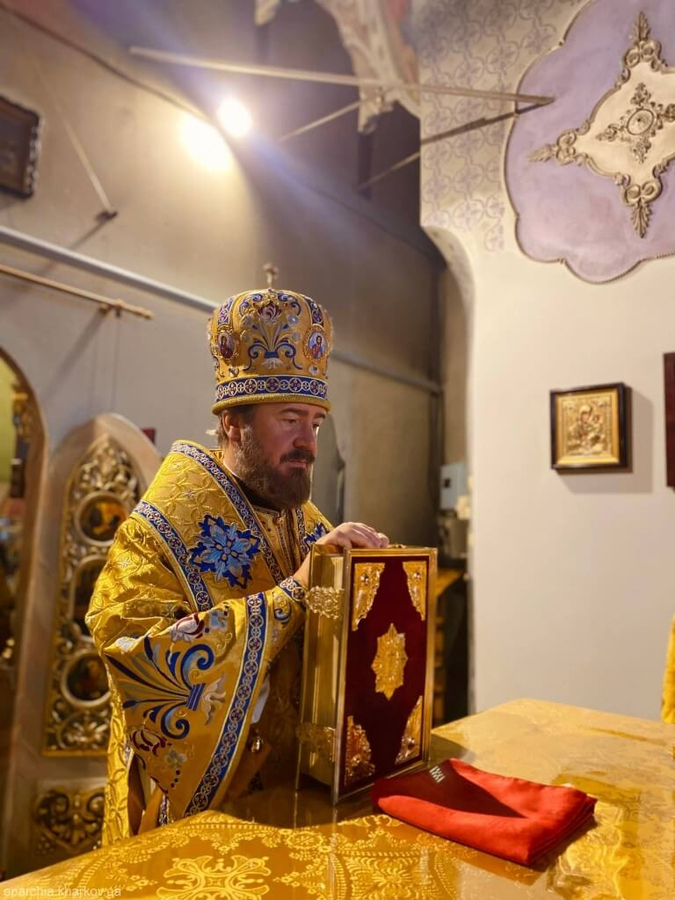 Святкове богослужіння у Свято-Миколаївському храмі міста Харкова (ФОТО) | Фото 16