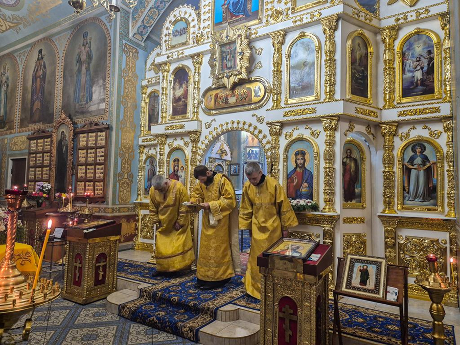 Неділя 28-а після П'ятидесятниці (Вечірнє богослужіння, ФОТО) | Фото 11