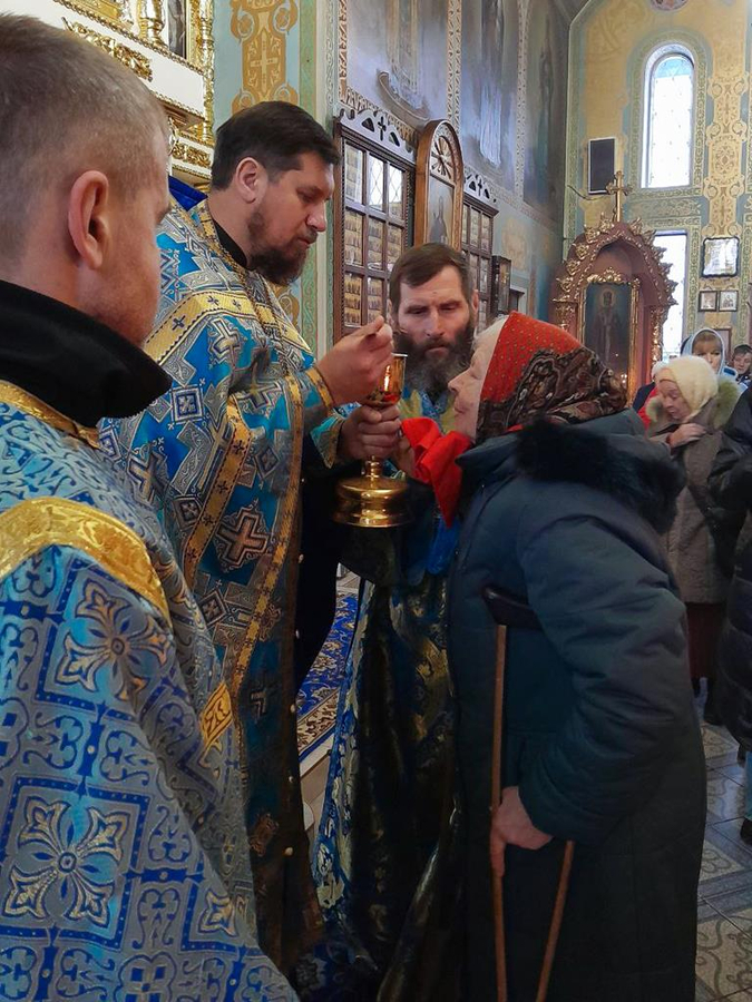 Введення у храм Пресвятої Владичиці нашої Богородиці і Приснодіви Марії (ФОТО) | Фото 14