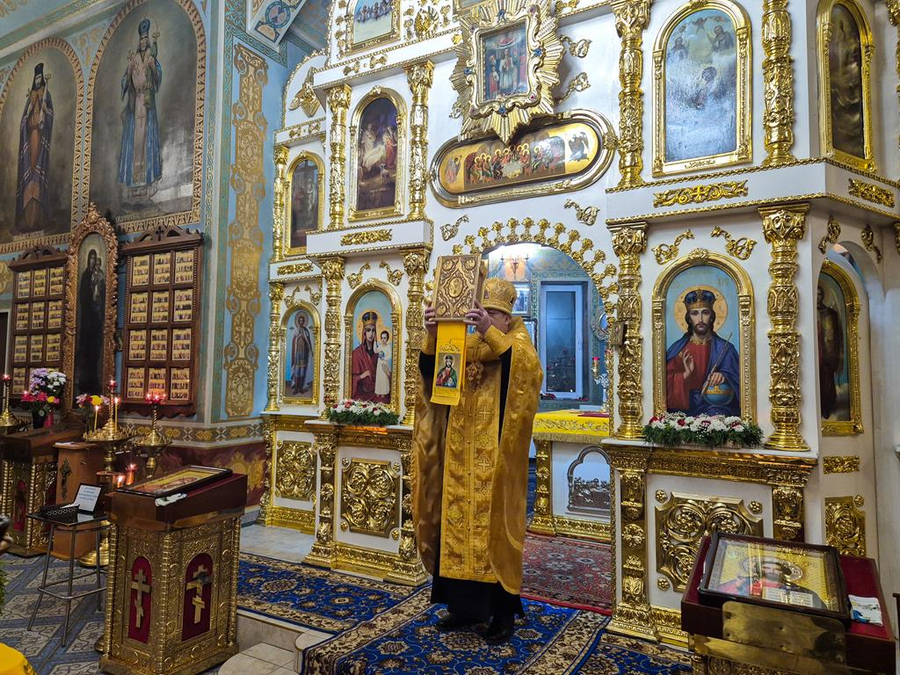 Неділя 28-а після П'ятидесятниці (Вечірнє богослужіння, ФОТО) | Фото 13