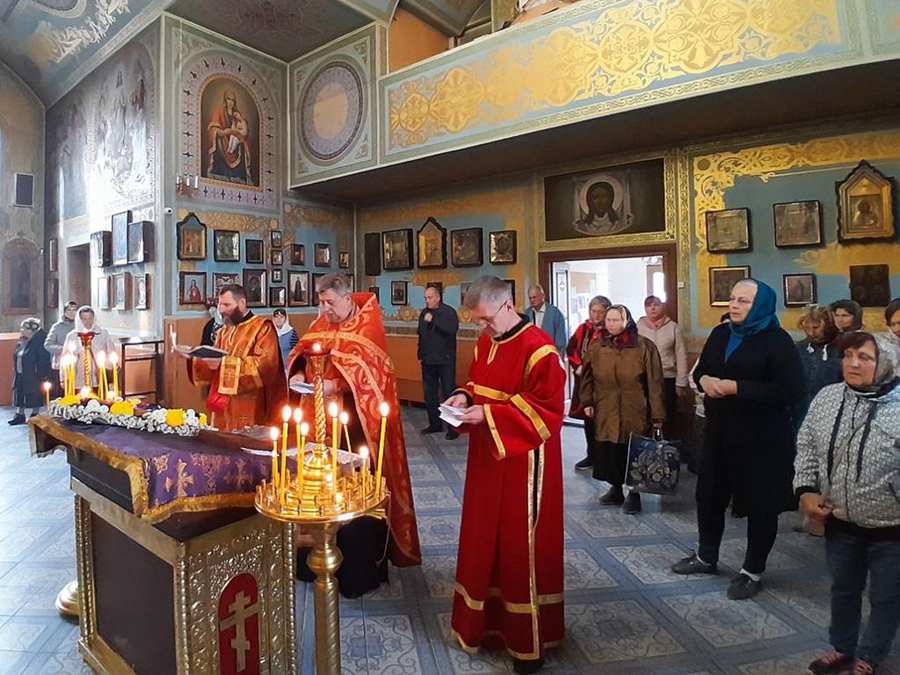 Молебень в день пам'яти святих мучениць Віри, Надії, Любові та матері їхньої Софії (ФОТО) | Фото 7