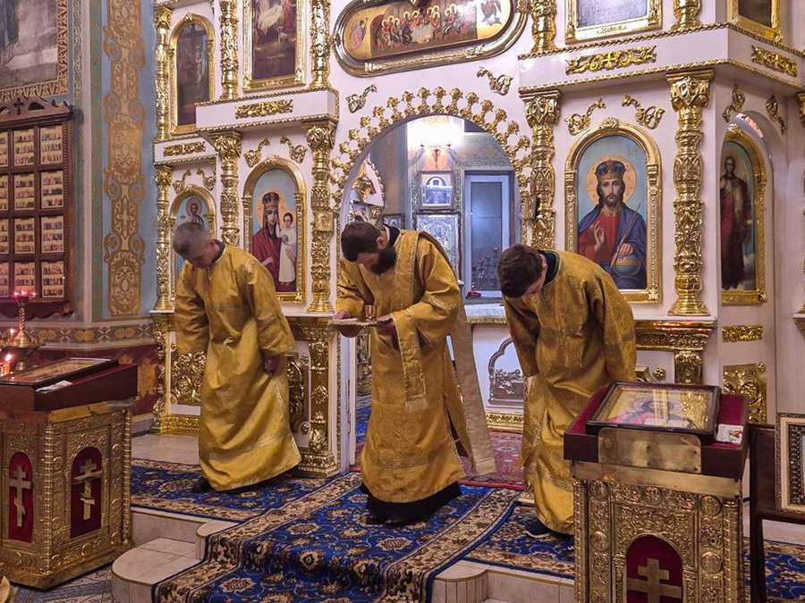 Неділя 25-а після П'ятидесятниці (Вечірнє богослужіння, ФОТО) | Фото 12