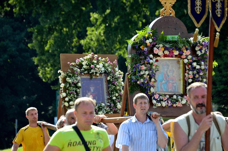 Прихожане нашего храма приняли участие в крестном ходе (ФОТО) | Фото 4