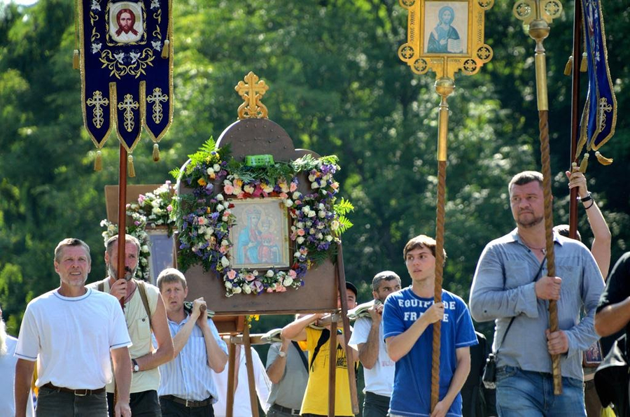 Прихожане нашего храма приняли участие в крестном ходе (ФОТО) | Фото 3