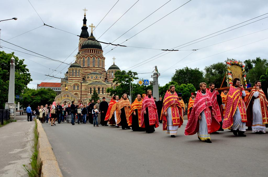 В Харькове состоялся крестный ход ко Дню защиты детей (ФОТО) | Фото 17