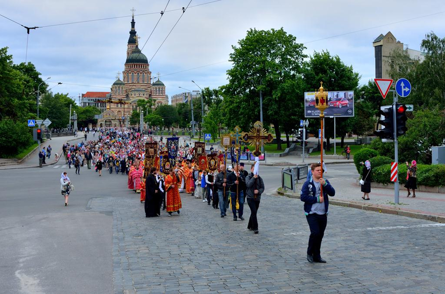 В Харькове состоялся крестный ход ко Дню защиты детей (ФОТО) | Фото 18