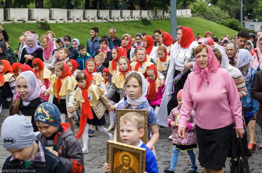 В Харькове состоялся крестный ход ко Дню защиты детей (ФОТО) | Фото 7