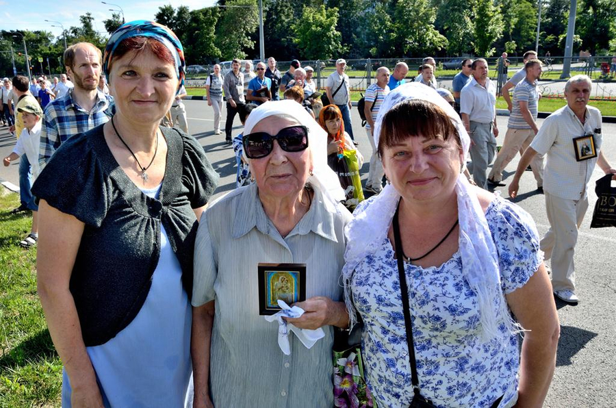 Прихожане нашего храма приняли участие во Всеукраинском Крестном ходе (ФОТО) | Фото 13