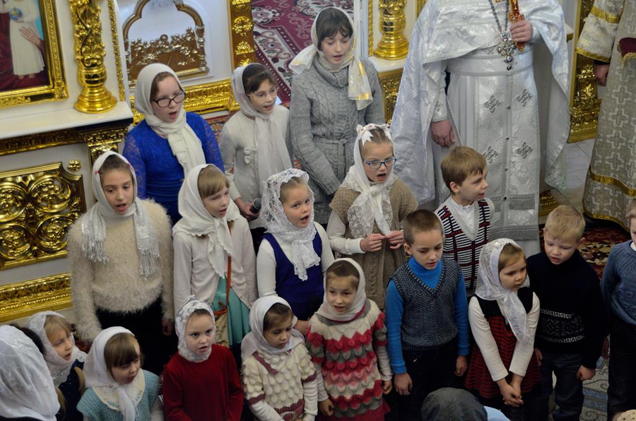 Поздравление воскресной школы с Рождеством Христовым (ФОТО) | Фото 10