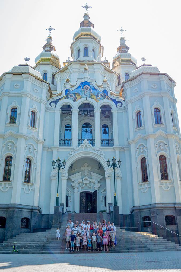 Учащиеся воскресной школы нашего храма посетили Свято-Жено-Мироносицкий храм г. Харькова | Фото 17
