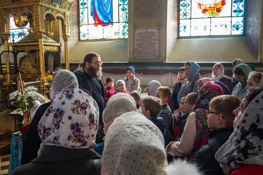 Воспитанники воскресной школы нашего храма посетили Благовещенский собор города Харькова | Фото 7