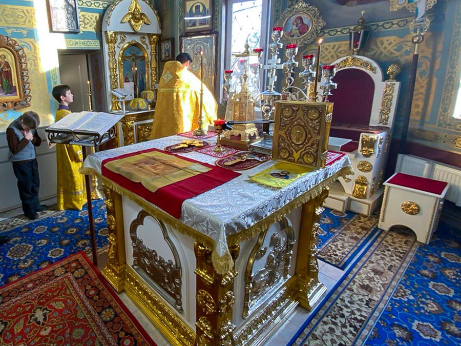 Собор вселенських вчителів і святителів Василія Великого, Григорія Богослова та Іоанна Златоуста (ФОТО) | Фото 10