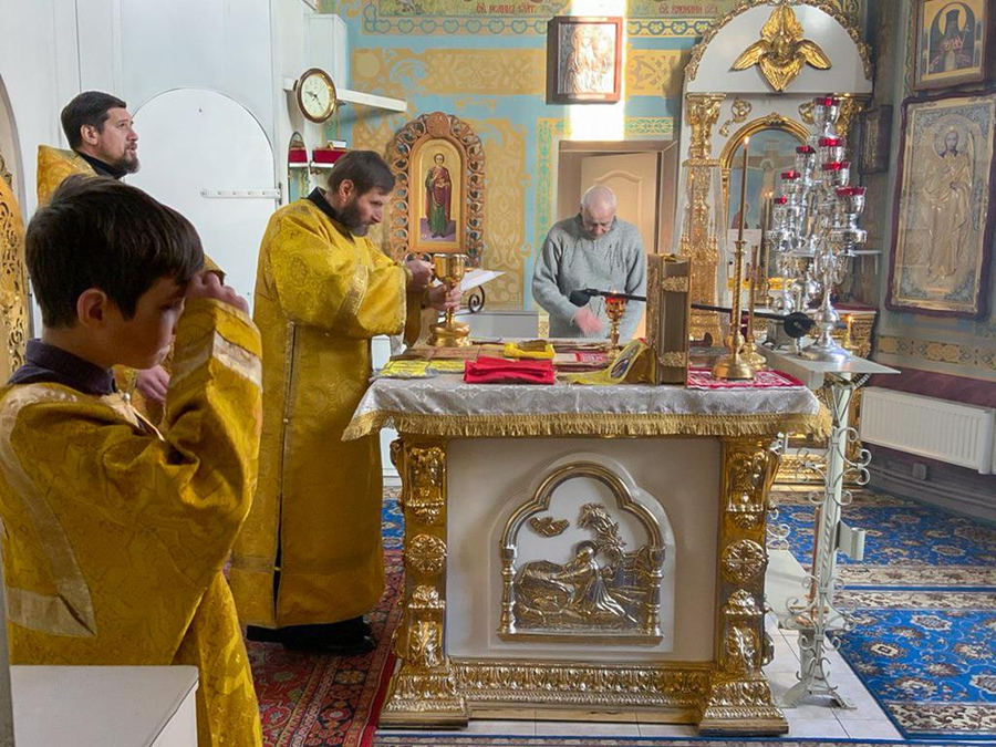 Собор вселенських вчителів і святителів Василія Великого, Григорія Богослова та Іоанна Златоуста (ФОТО) | Фото 14