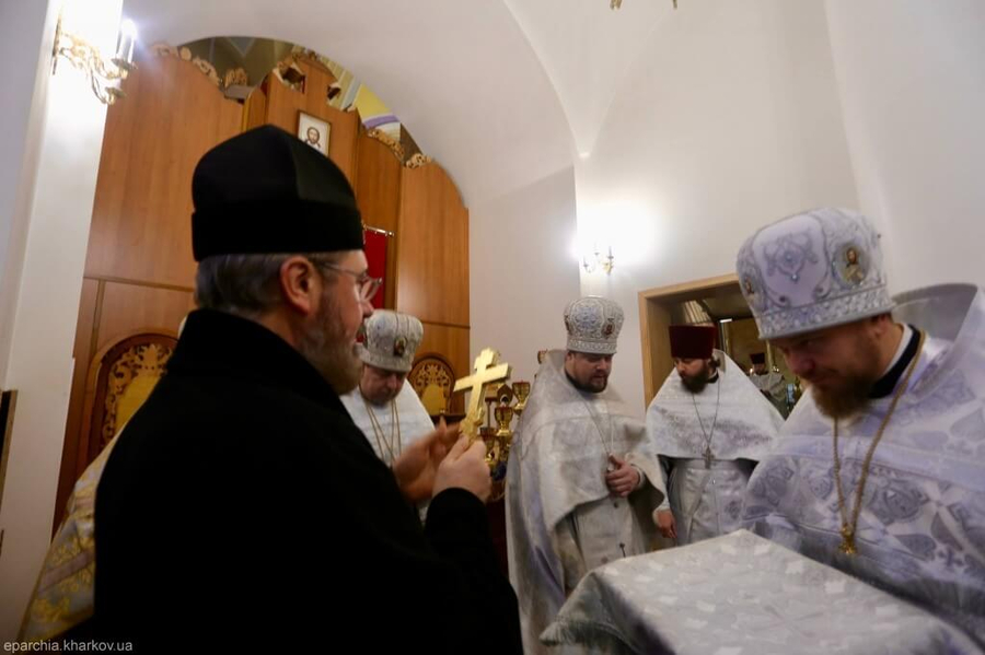 Святкове богослужіння у Свято-Успенському соборі міста Харкова (ФОТО) | Фото 2