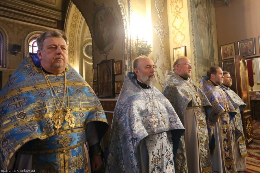 Святкове богослужіння у Свято-Покровському чоловічому монастирі міста Харкова (ФОТО) | Фото 14
