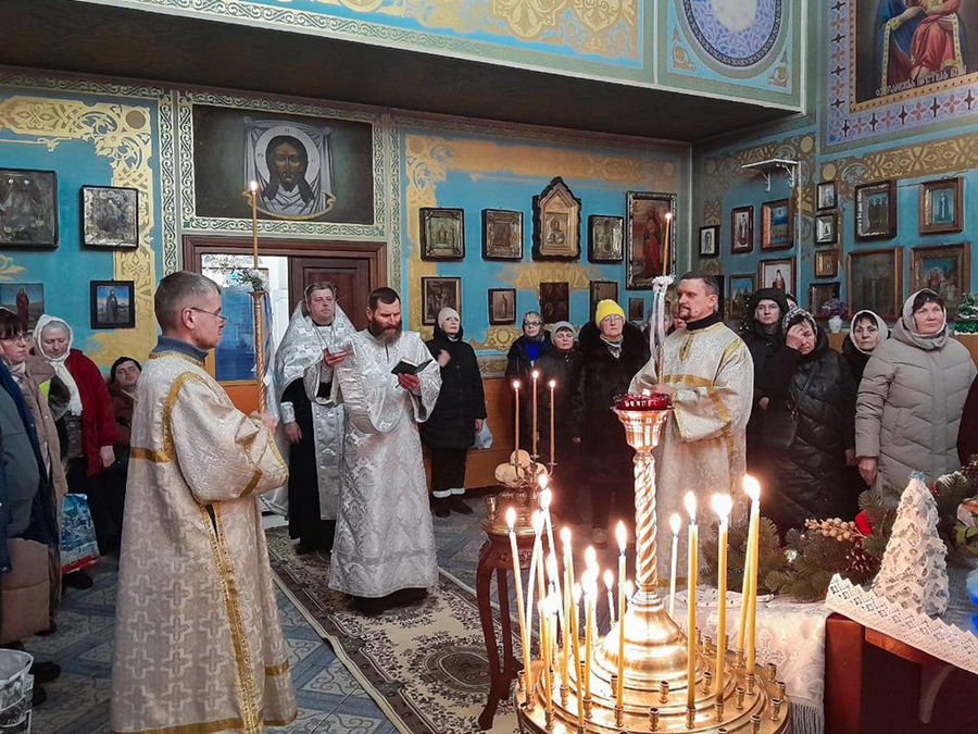 Святе Богоявлення. Хрещення Господа Бога і Спаса нашого Ісуса Христа (Вечірнє богослужіння, ФОТО) | Фото 8
