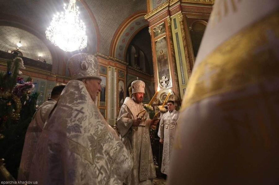 Вечірне богослужіння у свято Різдва Христового в Благовіщенському соборі міста Харкова (ФОТО) | Фото 5