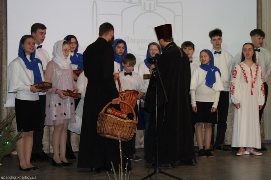 У Духовно-просвітницькому центрі «Фома» відбувся різдвяний концерт учнів недільної школи нашого храму (ФОТО + ВІДЕО) | Фото 29