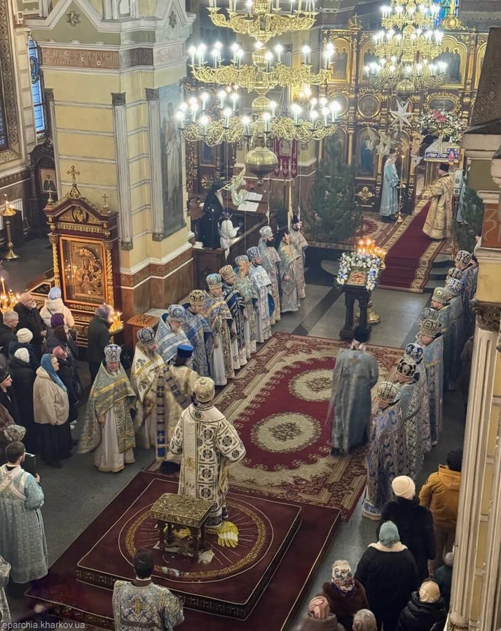 Святкове богослужіння у Свято-Покровському чоловічому монастирі міста Харкова (ФОТО) | Фото 7