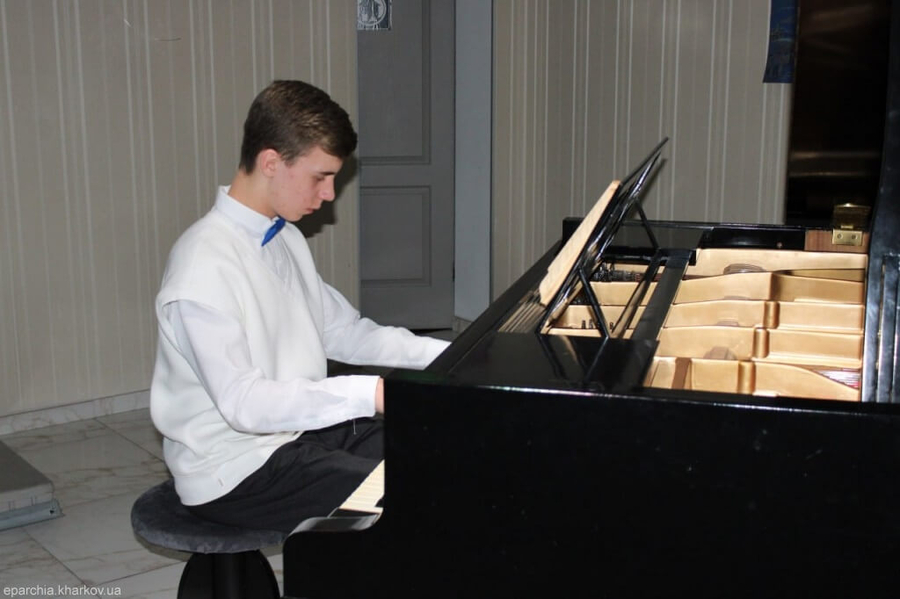 У Духовно-просвітницькому центрі «Фома» відбувся різдвяний концерт учнів недільної школи нашого храму (ФОТО + ВІДЕО) | Фото 8