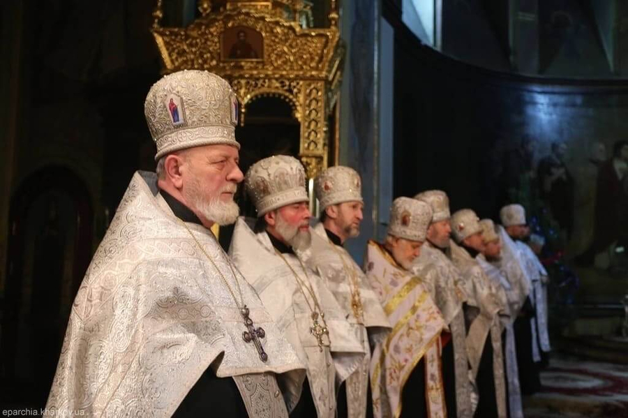 Вечірне богослужіння у свято Різдва Христового в Благовіщенському соборі міста Харкова (ФОТО) | Фото 7