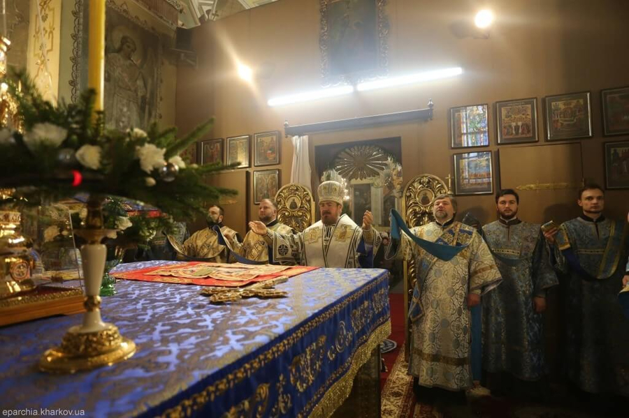 Святкове богослужіння у Свято-Покровському чоловічому монастирі міста Харкова (ФОТО) | Фото 15
