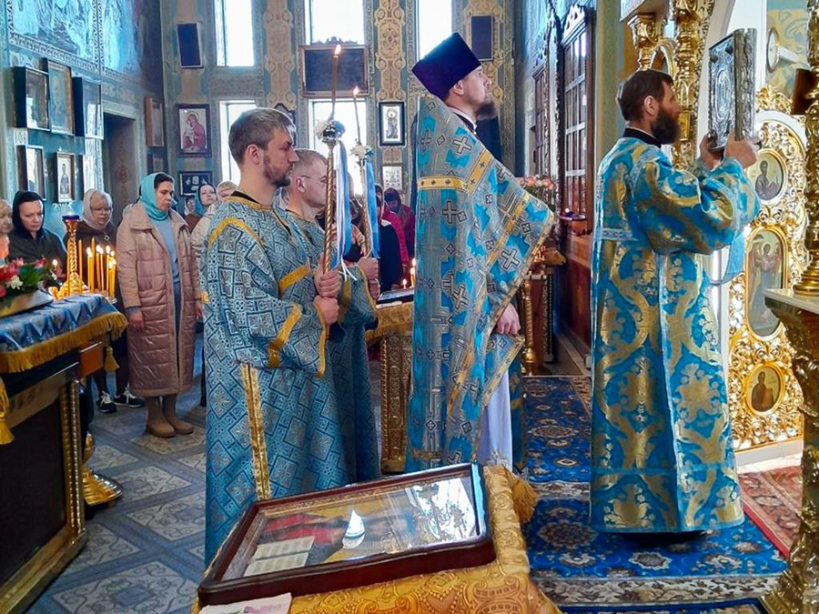 БЛАГОВІЩЕННЯ ПРЕСВЯТОЇ ВЛАДИЧИЦІ НАШОЇ БОГОРОДИЦІ І ПРИСНОДІВИ МАРІЇ (ФОТО) | Фото 14