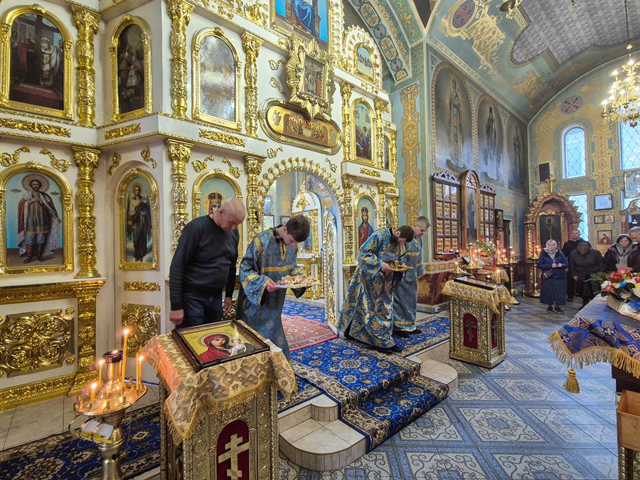 БЛАГОВІЩЕННЯ ПРЕСВЯТОЇ БОГОРОДИЦІ (Вечірнє богослужіння, ФОТО) | Фото 20