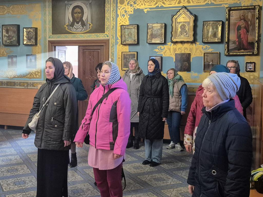 Неділя Хрестопоклонна (Вечірнє богослужіння, ФОТО) | Фото 8